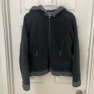 Patagonia Women’s Synchilla Fleece hooded jacket Medium Black and Gray